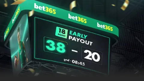 欧冠小组赛第七轮战罢，利物浦积21分领先，巴萨18分紧随其后，阿森纳与国米同列第三，夺冠赔率持续变动中