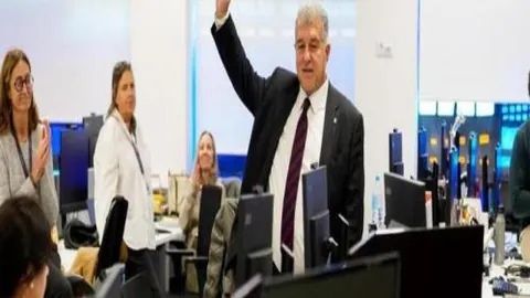 中国驻韩使馆重申提醒在韩华人勿参加政治集会